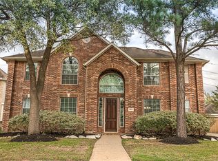 8906 Sunny Ridge Dr, Houston, TX 77095