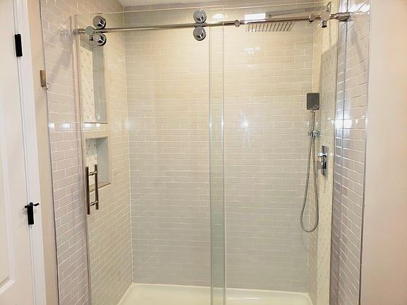 5th image of 13546 E 131st St #1203