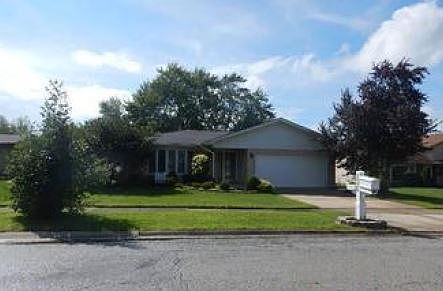 1st image of 22624 Lakeshore Dr