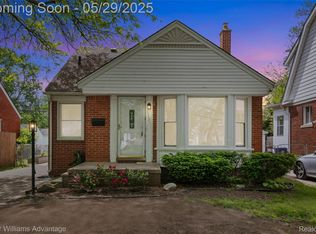 11311 Seminole, Redford, MI 48239