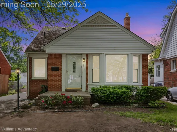 11311 Seminole, Redford, MI 48239