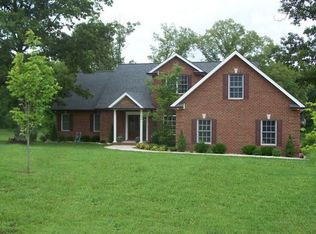 1020 Fawn Dr, Cookeville, TN 38501