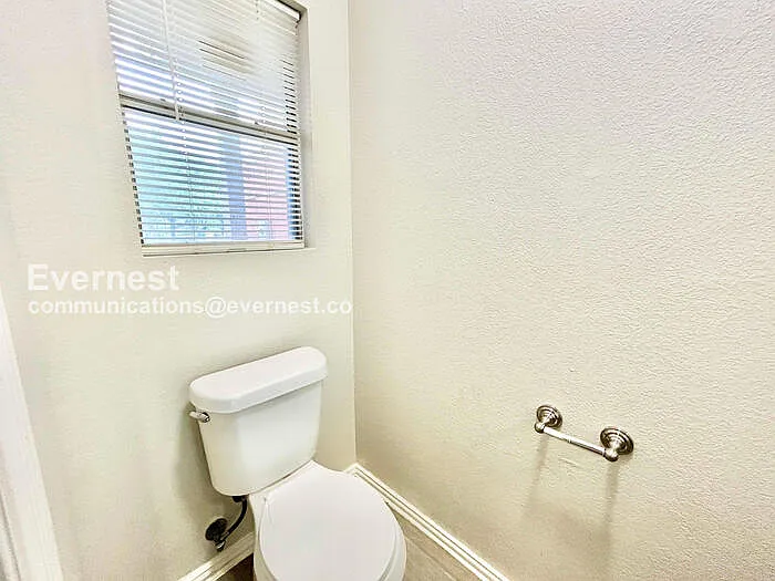 130 Creek Cove Dr — Photo 18