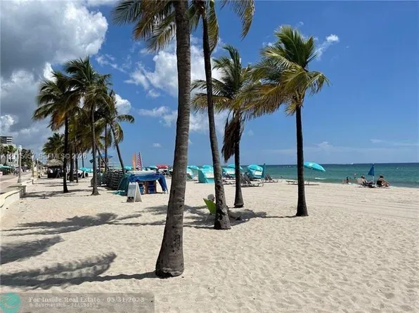 233 NE 14th Ave APT 106, Hallandale, FL 33009