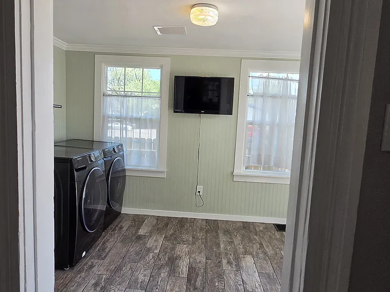 1801 W Colorado Ave — Photo 21