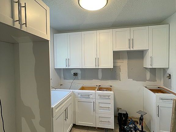 Brand new kitchen cabinets 