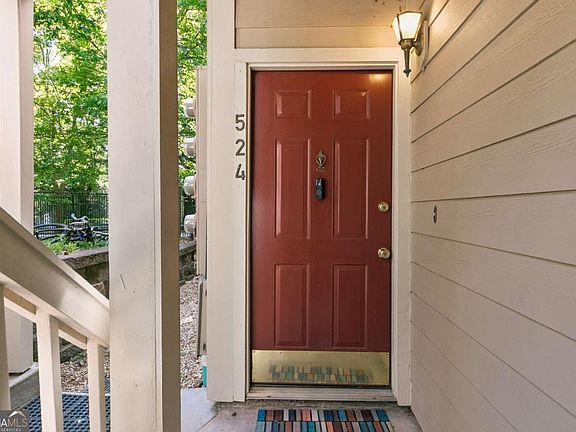 5th image of 524 McGill Pl NE #524