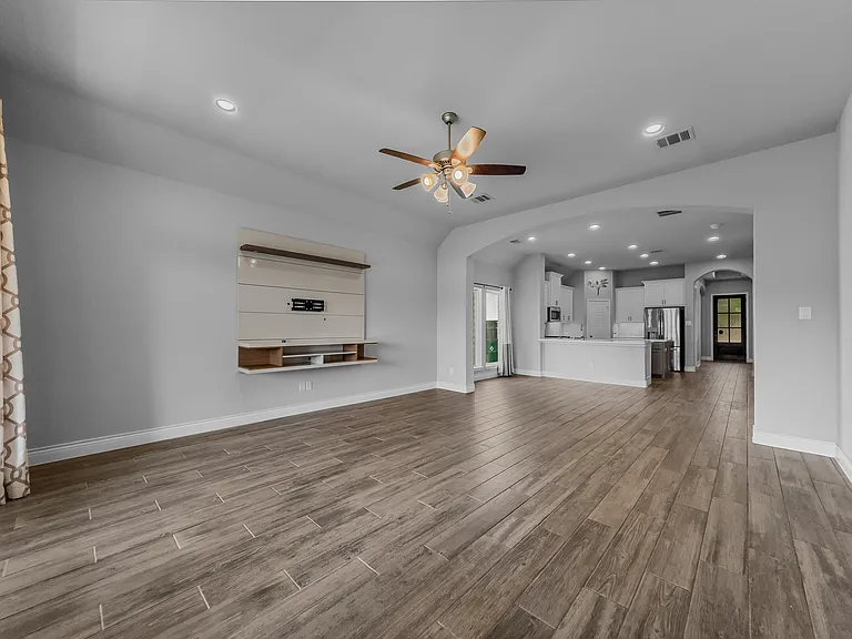 2157 Winsbury Way — Photo 9