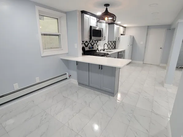 124 Leonard St APT 2, Jersey City, NJ 07307