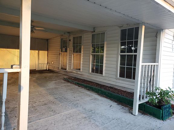 4th image of 269 Twin Lake Estates Cir