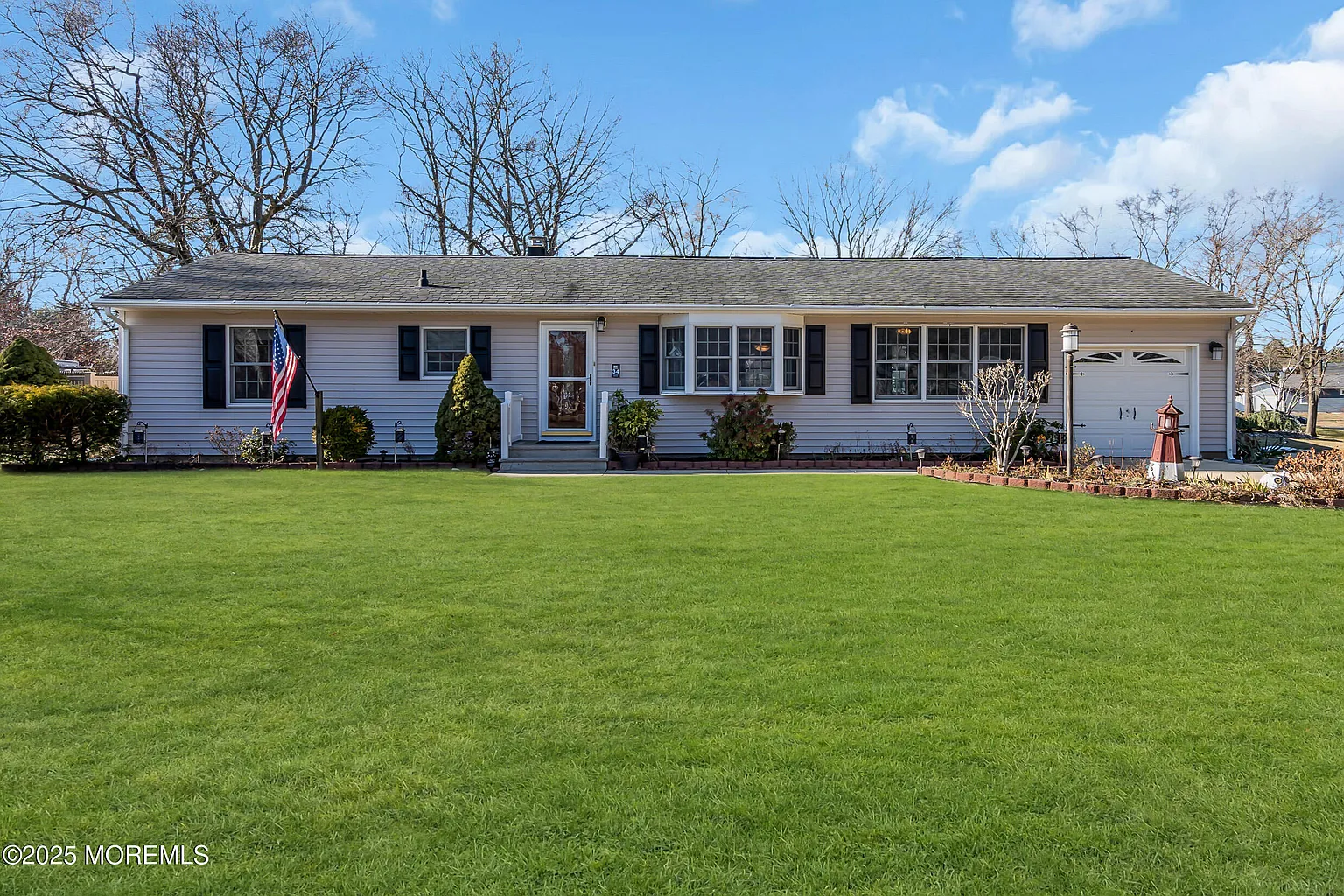 34 Clark Drive photo 1