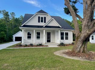 1052 Theodore Rd, Awendaw, SC 29429
