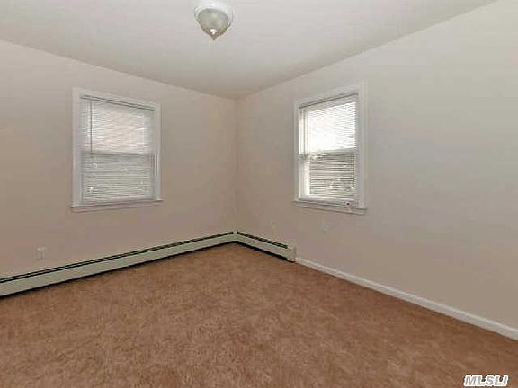 5th image of 2552 Wilson Ave