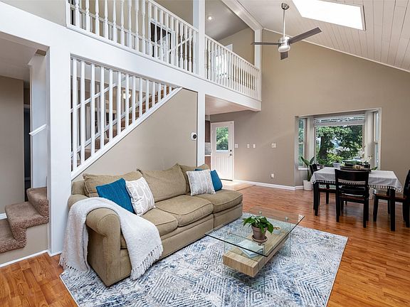 3rd image of 4482 Moresby Way