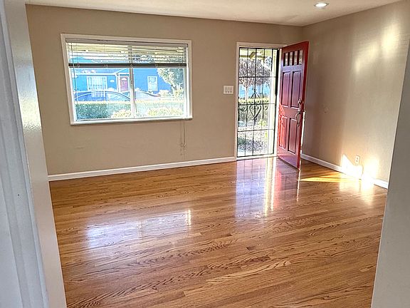 Living room from kitchen area/threshold