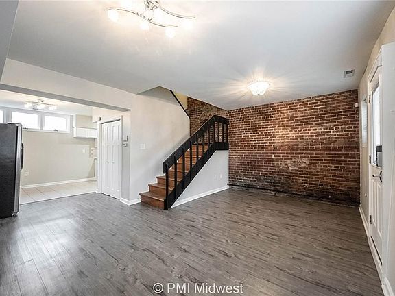 5th image of 874 Virginia Ave #E