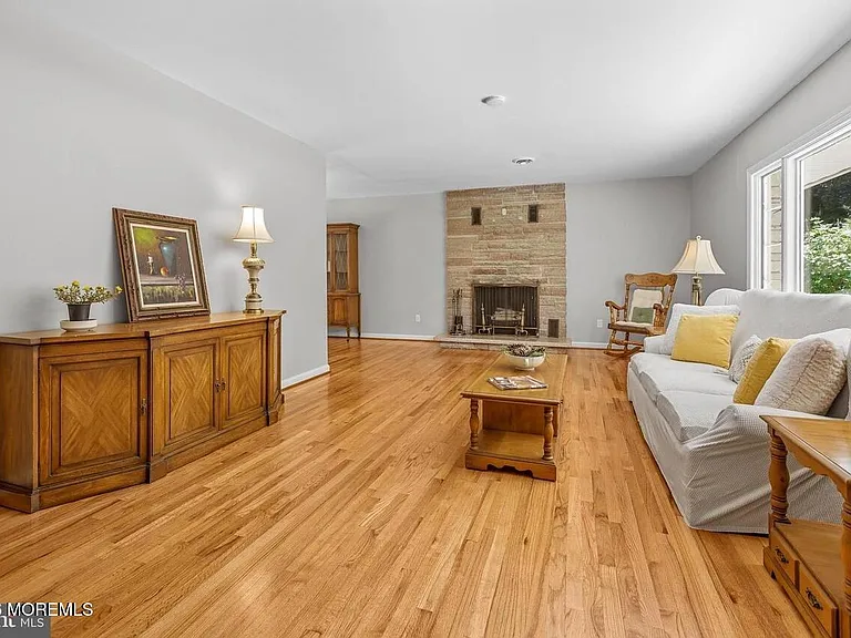 87 Hillside Dr — Photo 14