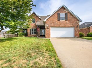 811 E Montarosa Dr, Nixa, MO 65714