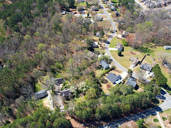 5th image of 3590 Old Hamilton Mill Rd NE