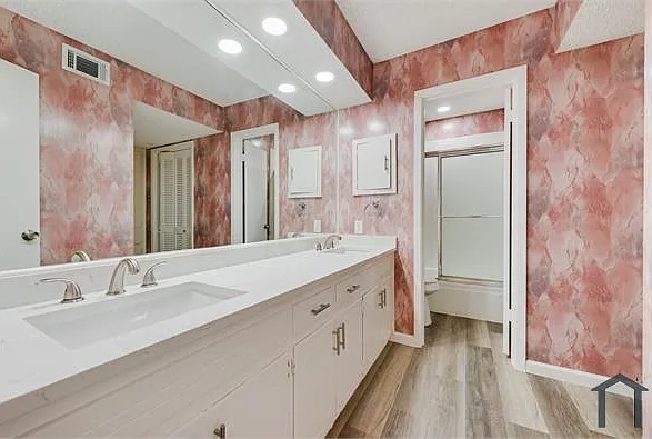 5814 Meadow Wood Ln — Photo 14