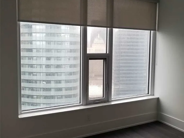 10 York St #3102 — Photo 9