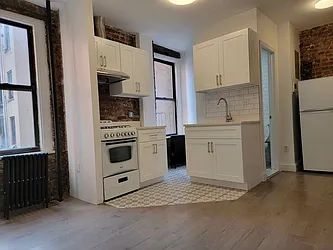 Rented by Downtown Mgt & Realty LLC