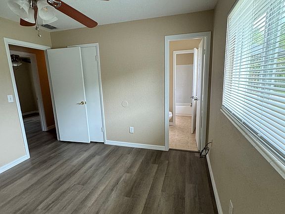2nd image of 1910 Selleen Dr