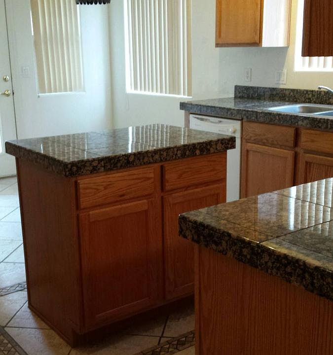 Kitchen with island