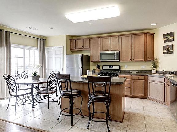 3rd image of 6279 Aster Haven Cir