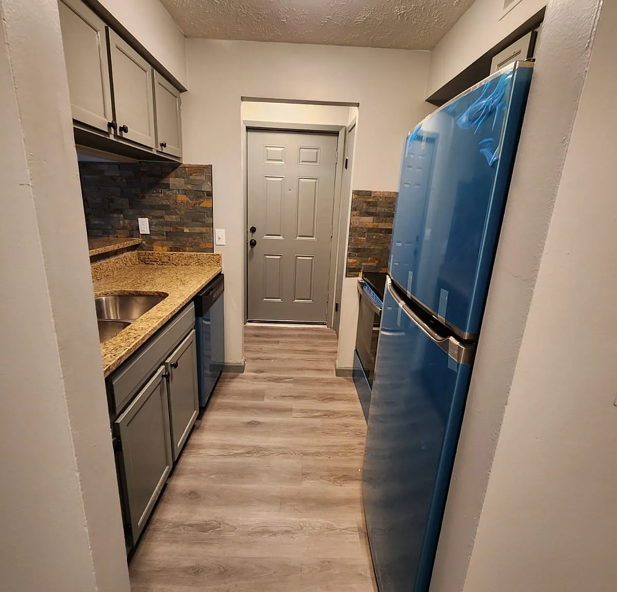 1 bed, 680 sqft, $920 — Photo 4