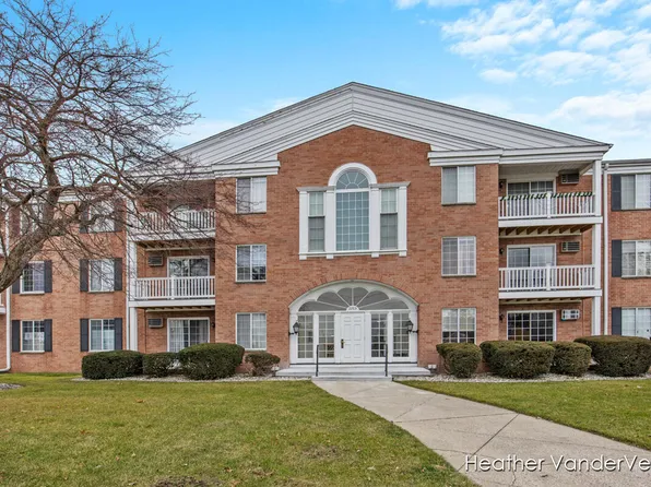 2203 Porter St SW #B302, Wyoming, MI 49519