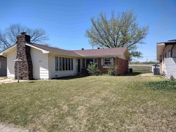 8102 E Levitt Dr, Wichita, KS 67207