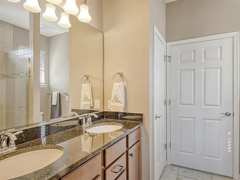 6743 Haverhill Ct — Photo 24