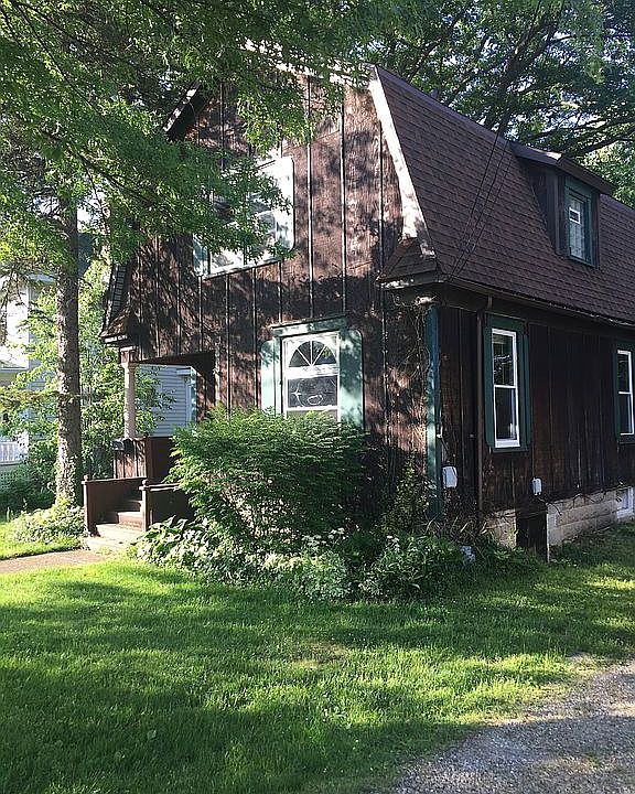 1st image of 305 Meadville St