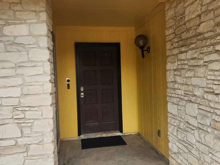 13819 Evanswood — Photo 1
