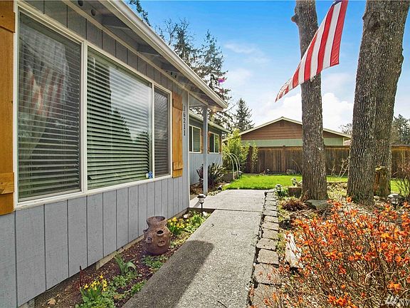 4th image of 16211 2nd Avenue Ct E