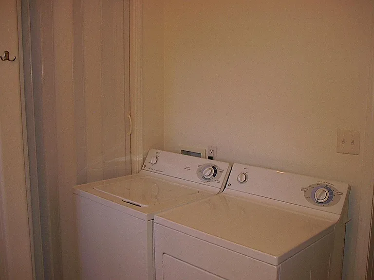 3033 W 3rd Ave — Photo 7