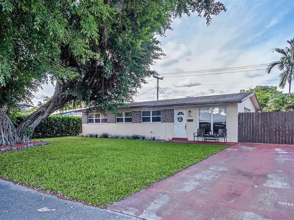 1st image of 6641 Fillmore St