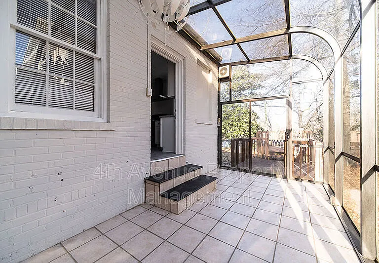 65 W Shadburn Ave — Photo 14