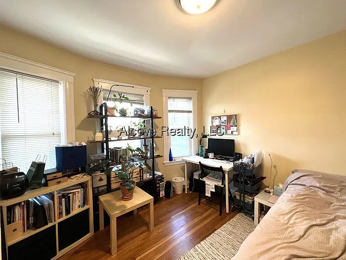 Silvey Pl — Photo 6