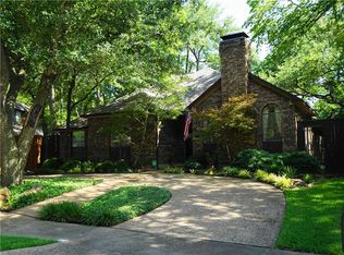 910 Singing Hills Dr, Garland, TX 75044