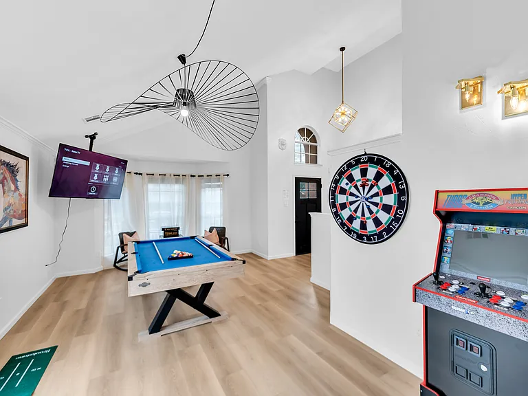 7710 Tidewater Dr — Photo 35