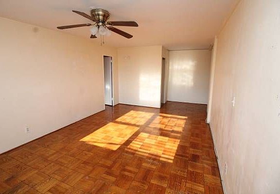 5th image of 2465 Kennedy Blvd APT 3G