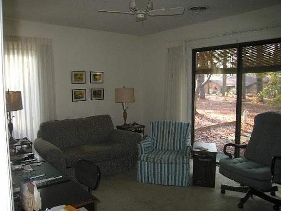 4th image of 855 Knollwood Village