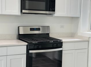 1546 W Arthur Ave #2, Chicago, IL 60626