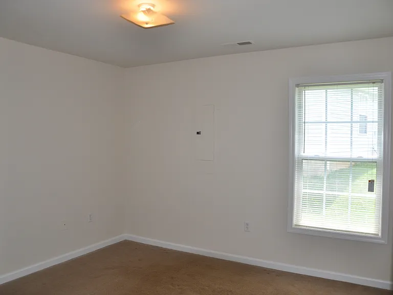 1760 Birch Dr — Photo 10