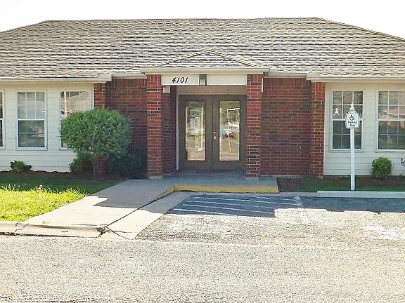 2nd image of 4101 Sayle St APT 203