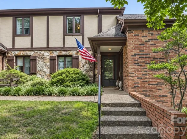 7014 Quail Hill Rd, Charlotte, NC 28210