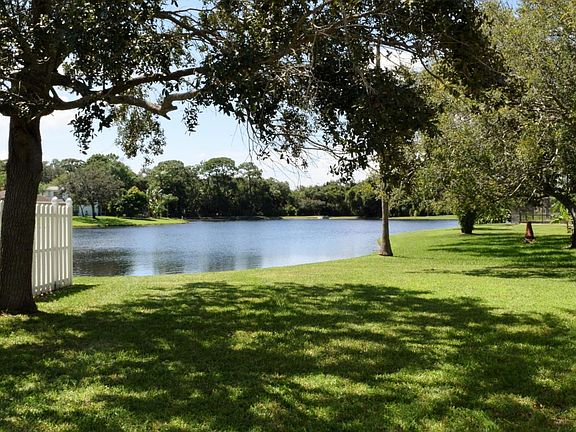 4th image of 6956 Hammock Lakes Dr