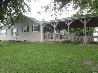 5803 State Route 140, Moro, IL 62067